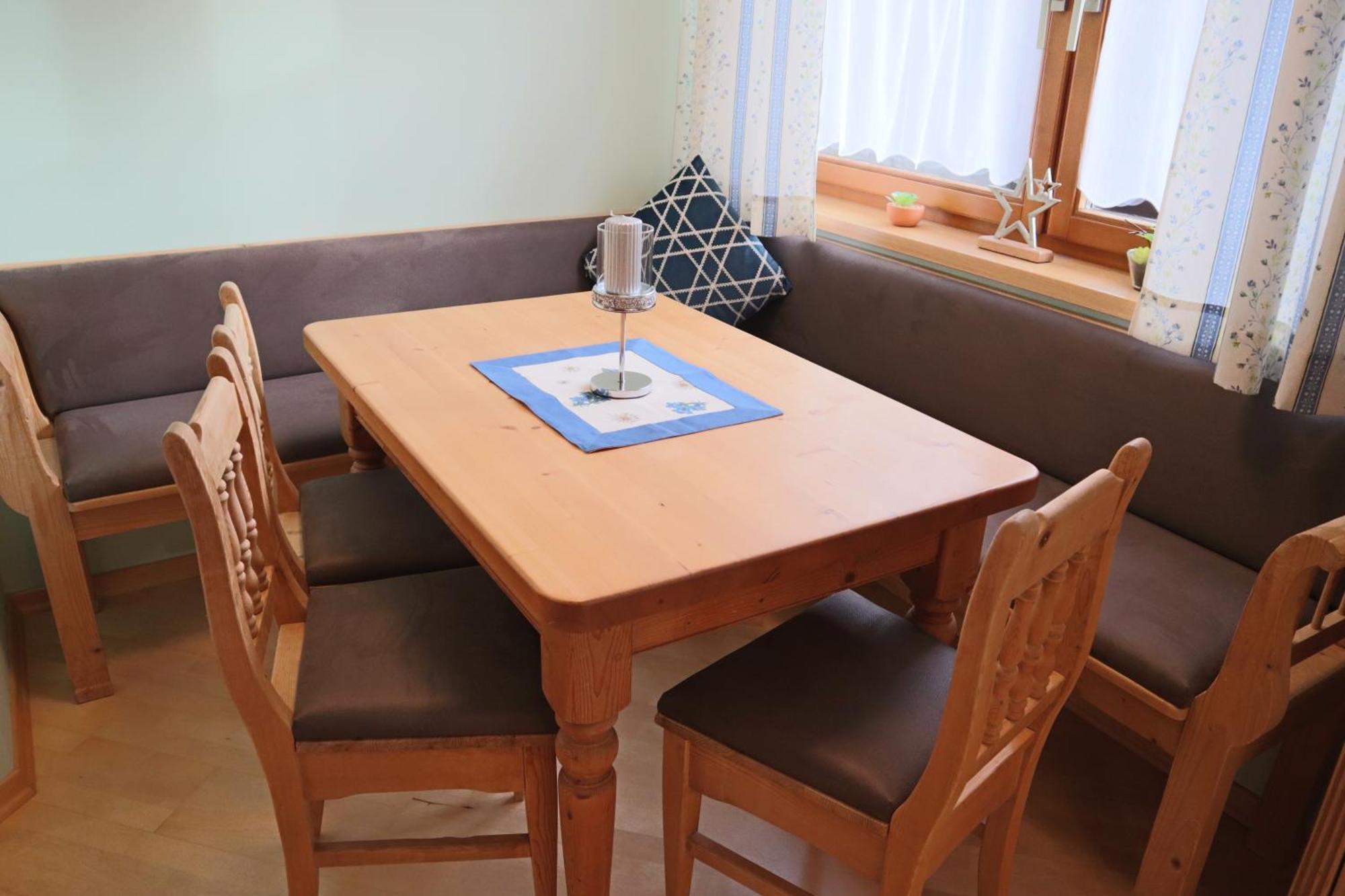 Landhaus-appartements Warraich Apartment