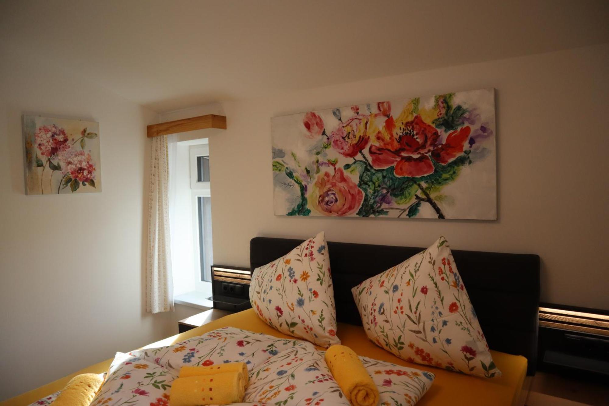 Landhaus-appartements Warraich Apartment *