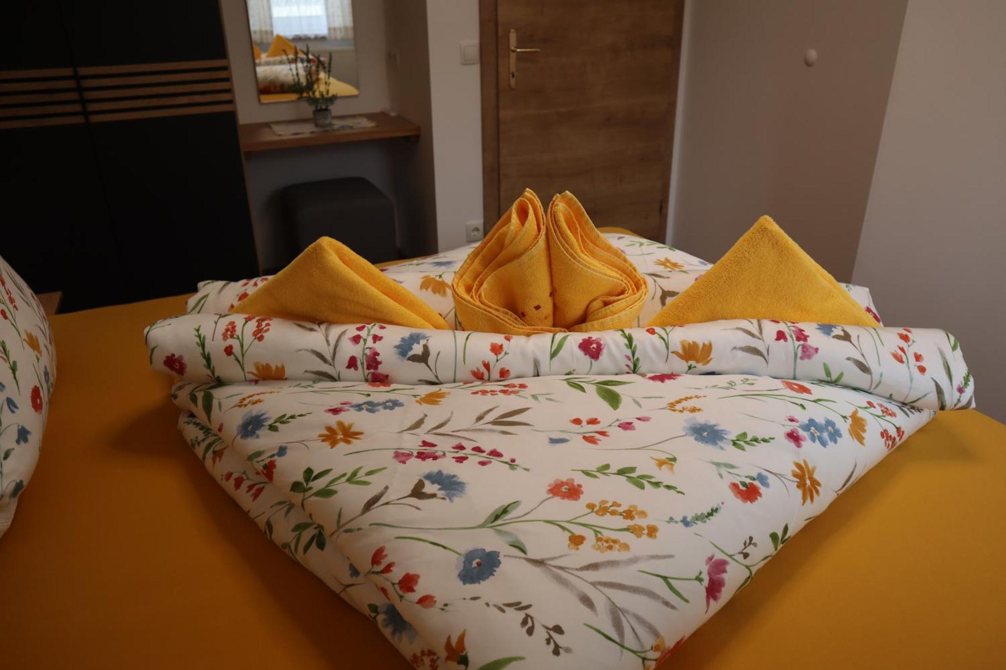 Apartment Landhaus-appartements Warraich *